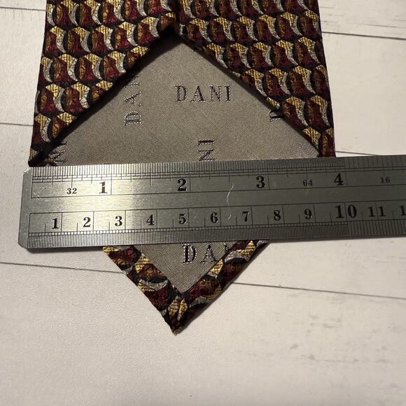 DANI Moda Maschile Geometric Silk Tie Red Gold Navy Made in Korea 58” - Picture 9 of 10
